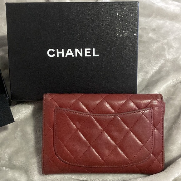 💋 Chanel Lambskin Red quilted Interlocking CC logo wallet - Picture 2 of 6